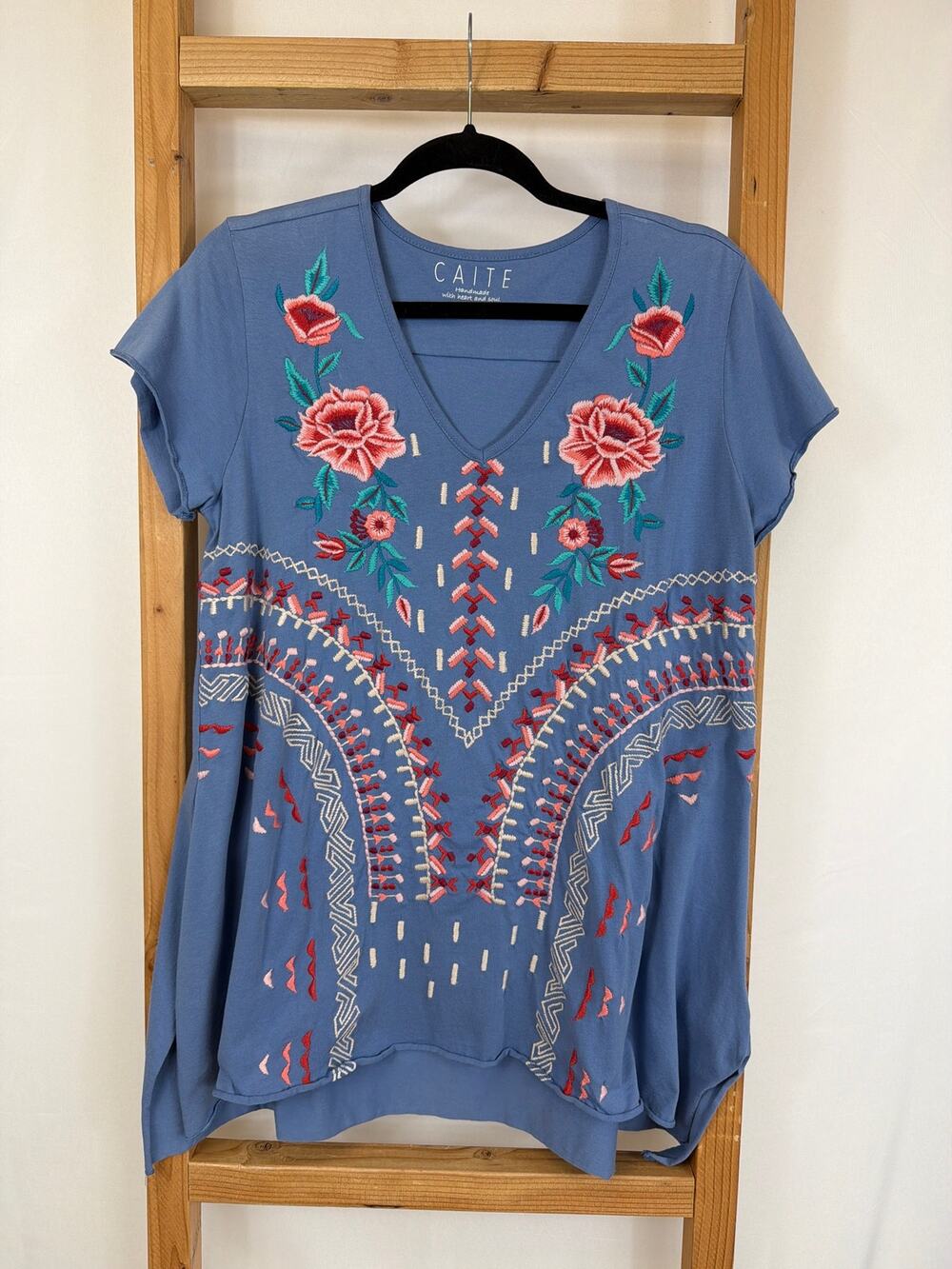 Caite Blue Floral Embroidered Oversized V-Neck Cotton Top Small